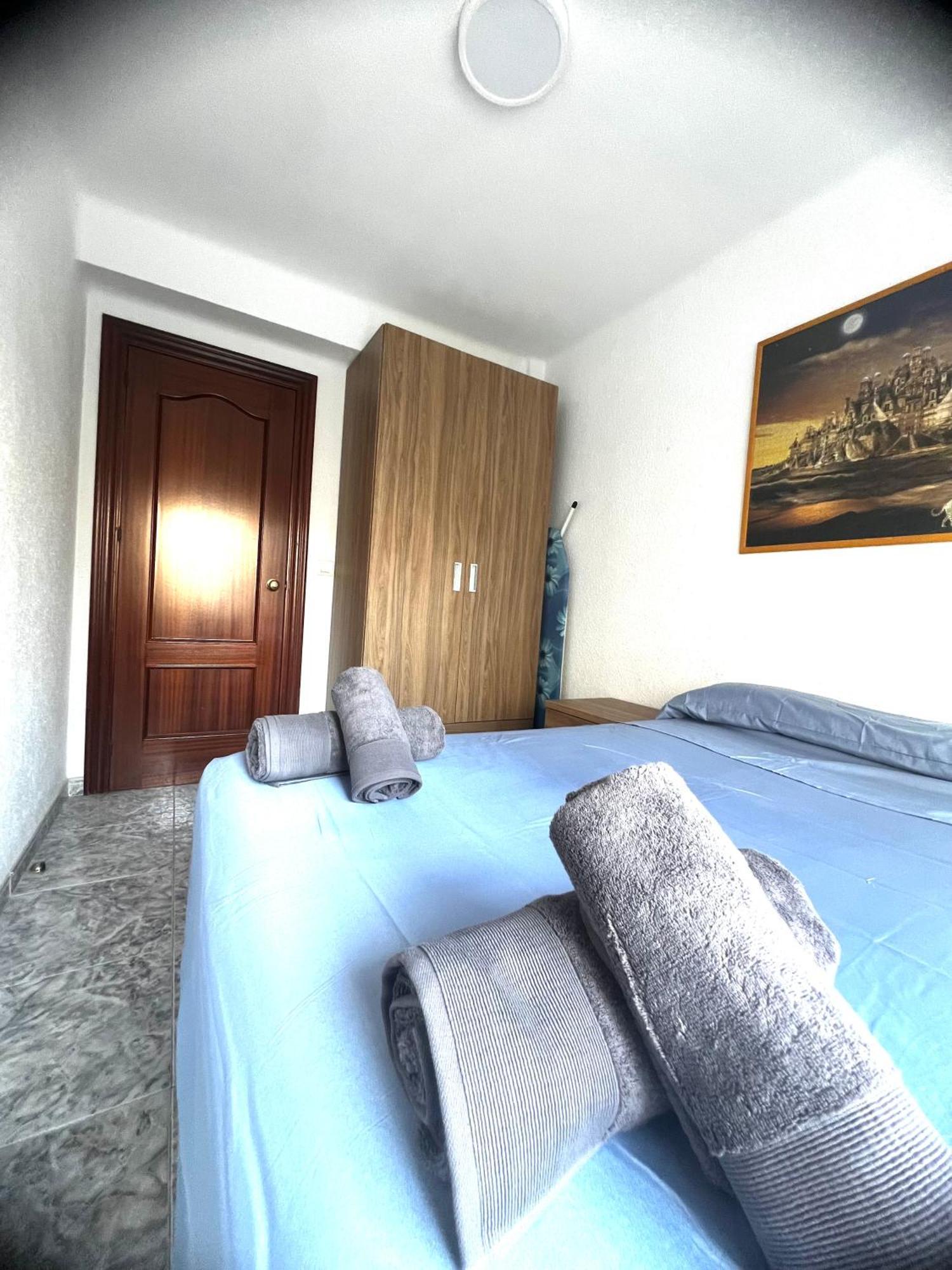 Apartamento 3 Habitaciones En Torre Del Mar A 50 Metros De La Playa Exterior photo